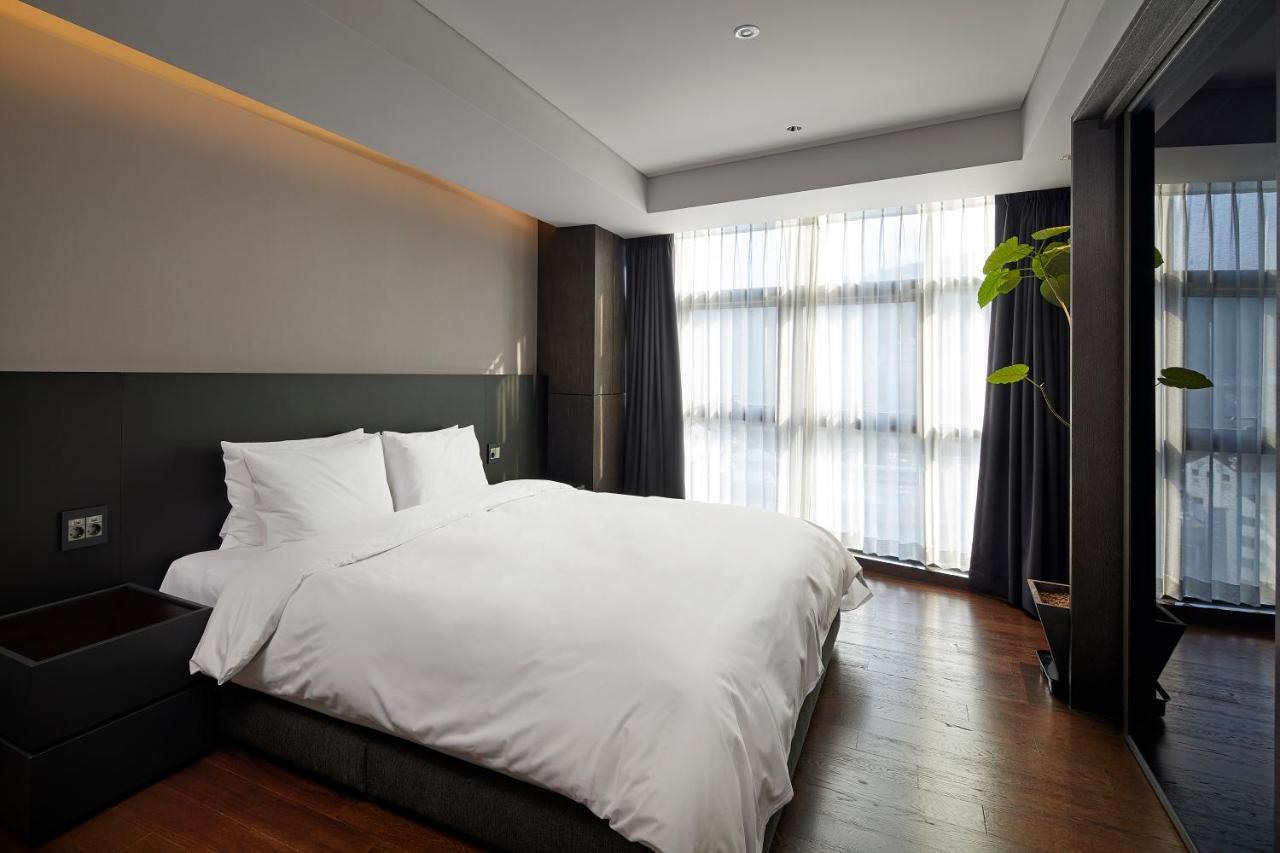 Dears Myeongdong Hotell Seoul Exteriör bild