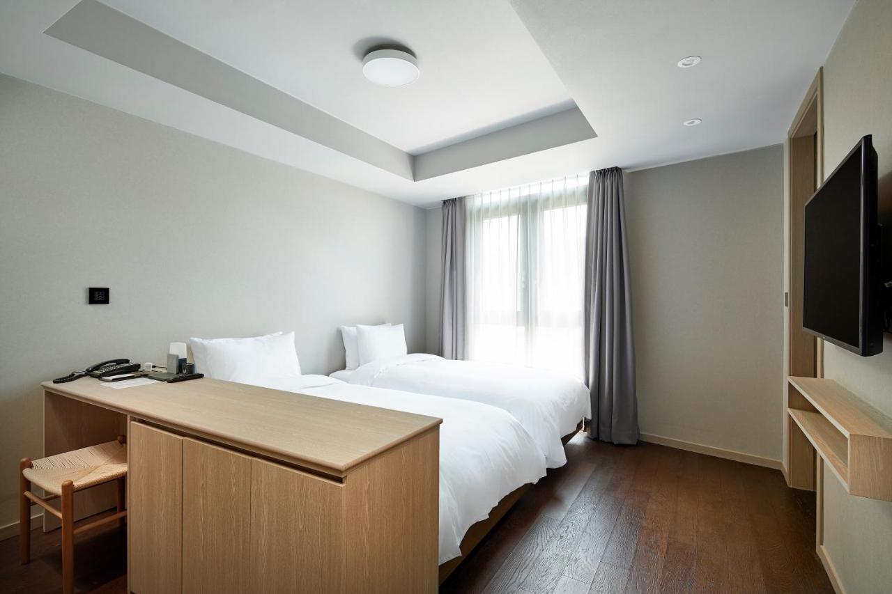Dears Myeongdong Hotell Seoul Exteriör bild